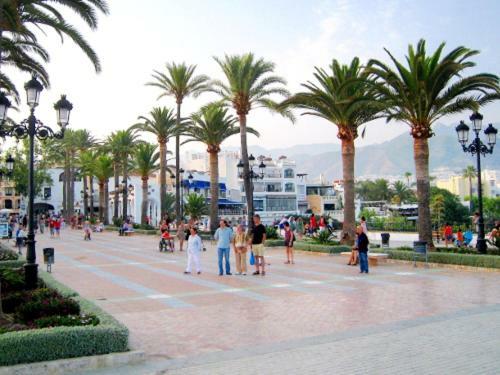 Apartamento en Nerja Exterior foto